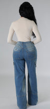 Load image into Gallery viewer, CARGO GIRL JEANS
